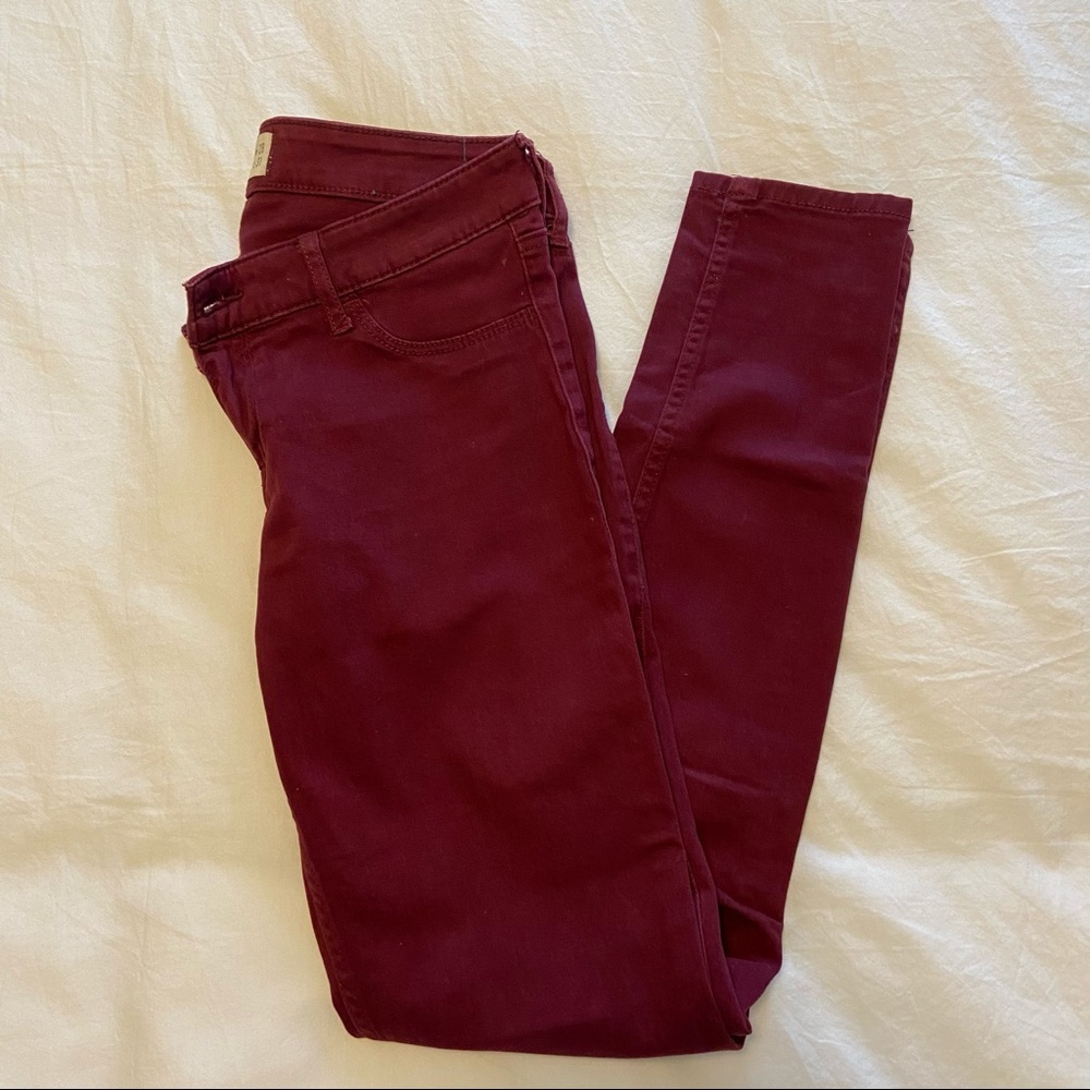 Hollister Burgundy Pants size 7R